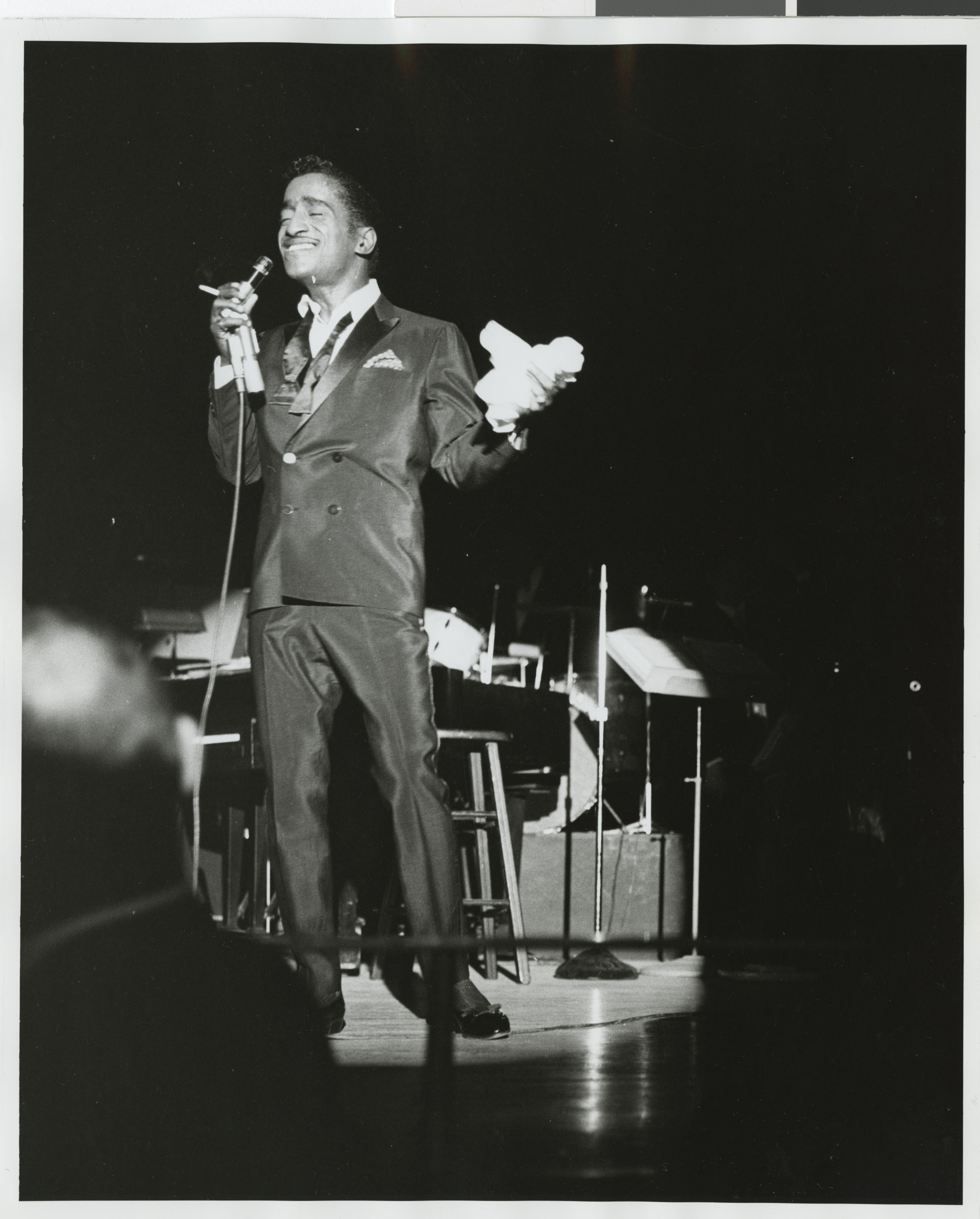 Sammy Davis, Jr. performing, Image 13