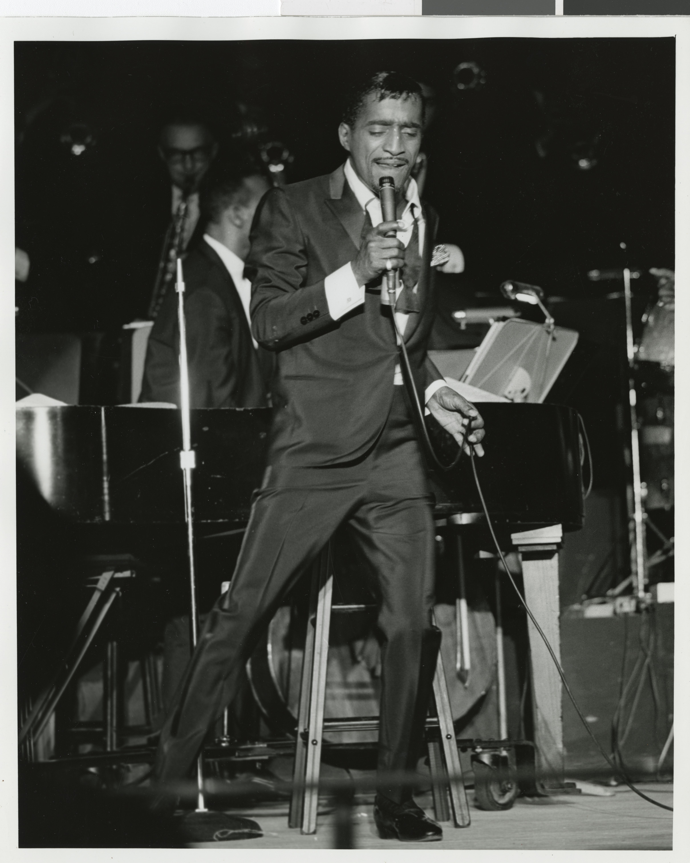Sammy Davis, Jr. performing, Image 16
