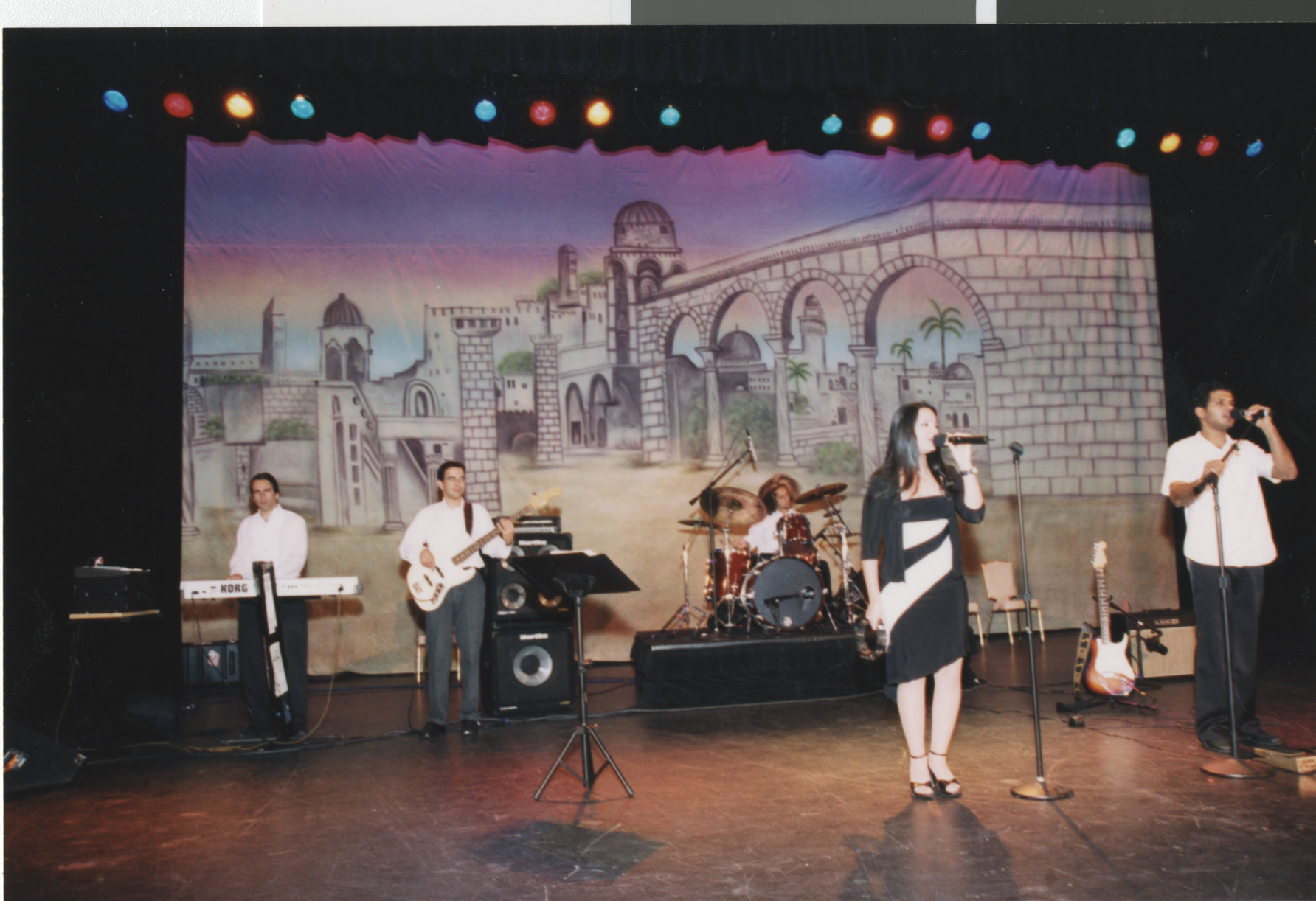 Photograph of performers on stage during Israel Independence Day celebrations, 2004