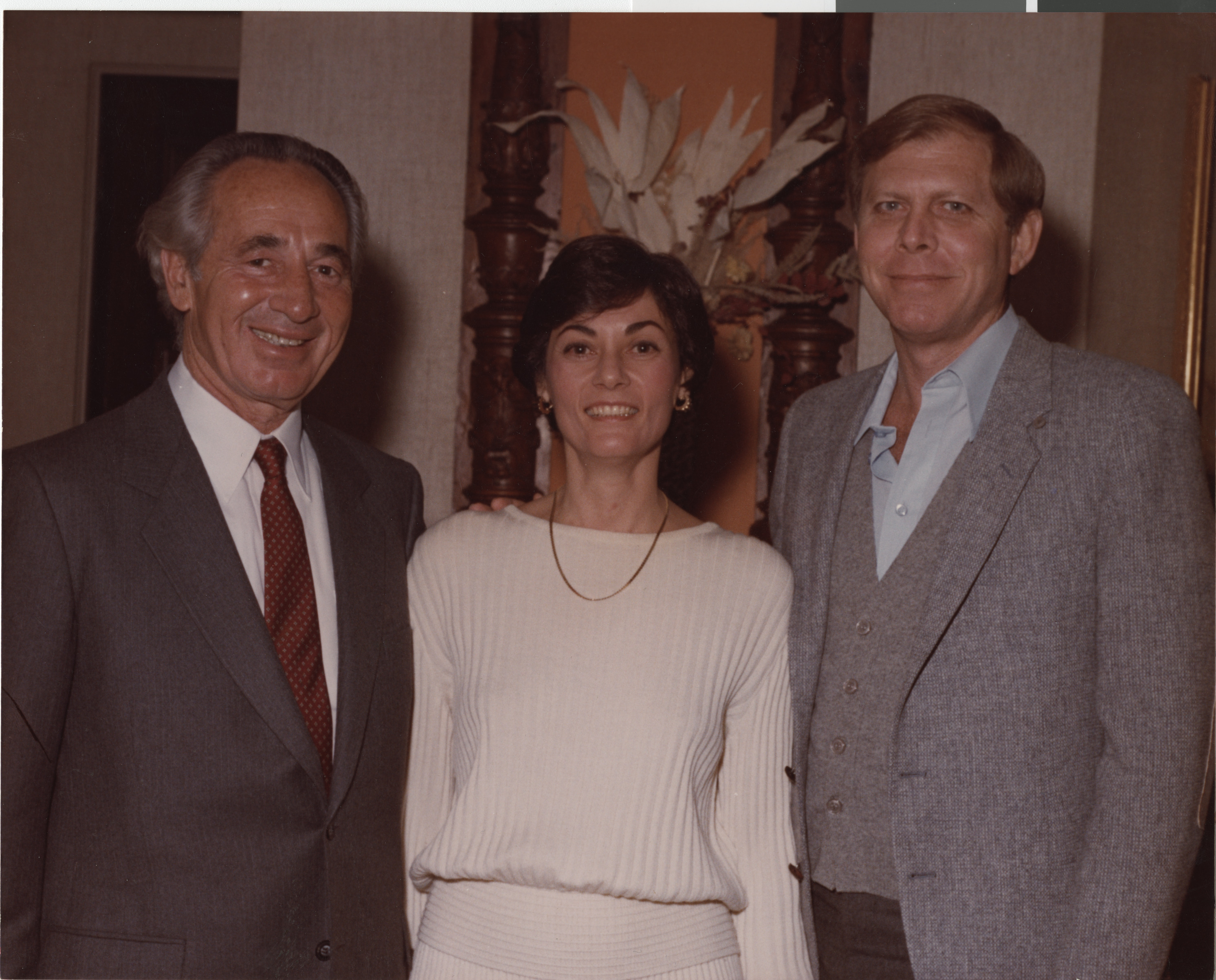 Photograph of Shimon Peres, Flora Mason and Stuart Mason