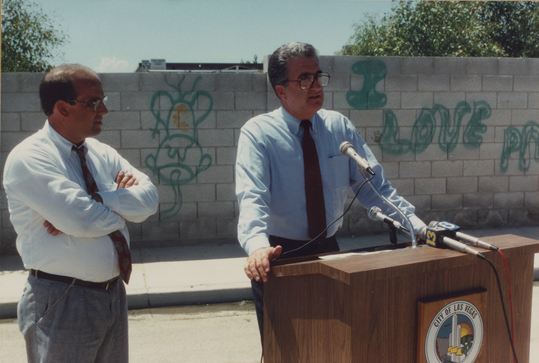 Photograph of Ron Lurie at event for graffiti removal