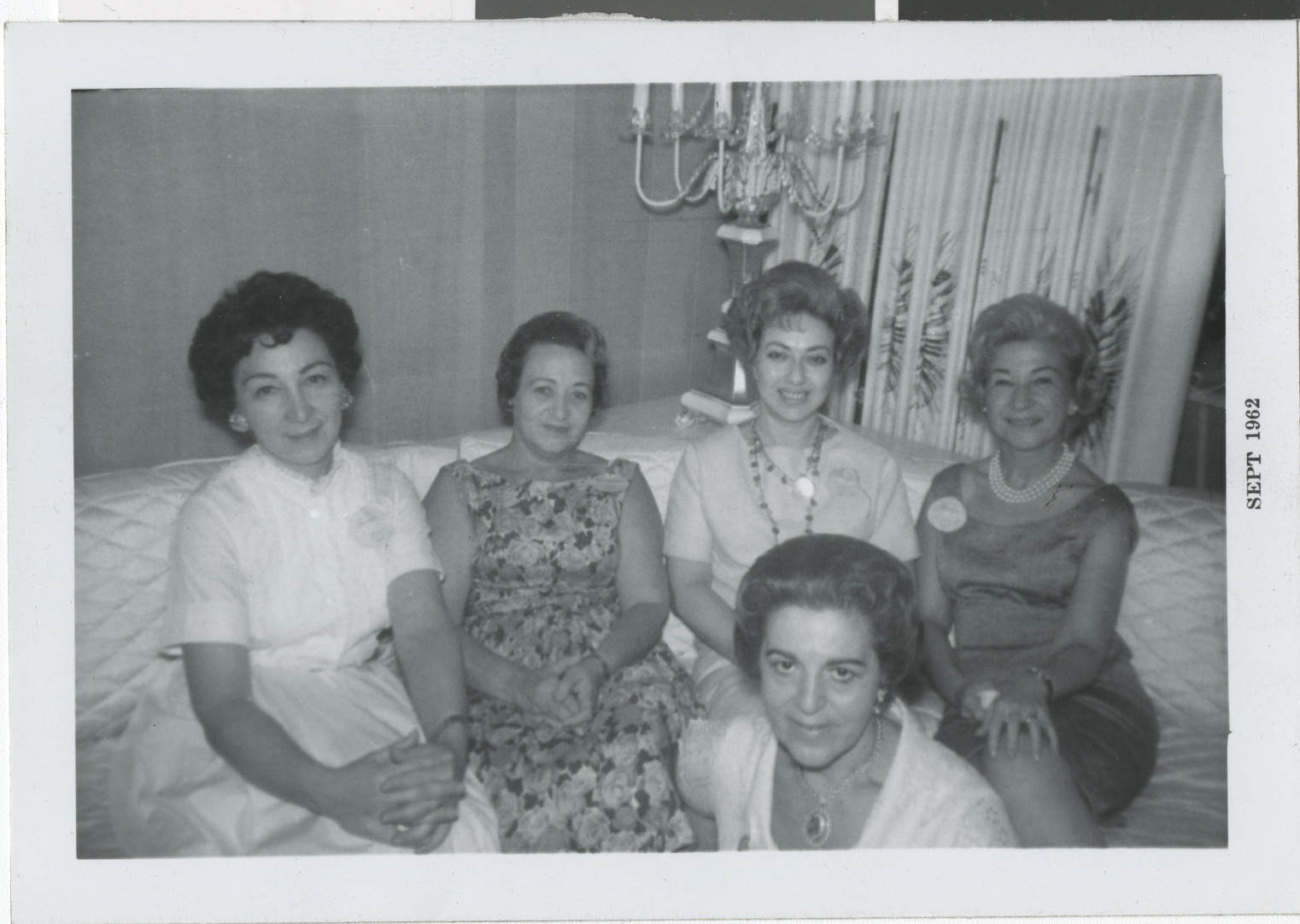Photograph of B'nai B'rith members Sara Agron, Mae Diamond, Shirley Bernstein, Evelyn Feinberg and Bea Todd, September 1962