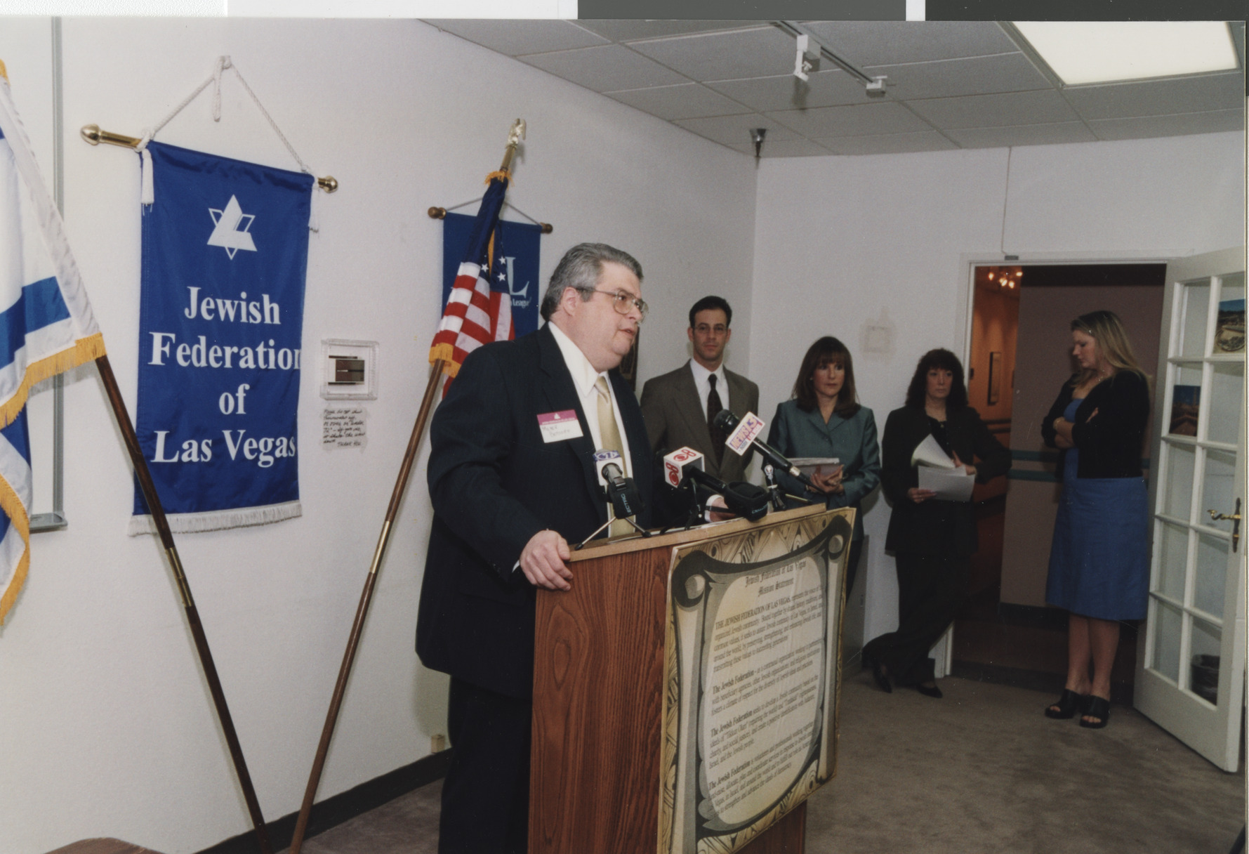 Photograph of Mid-East Conflict Press Conference, October 2000