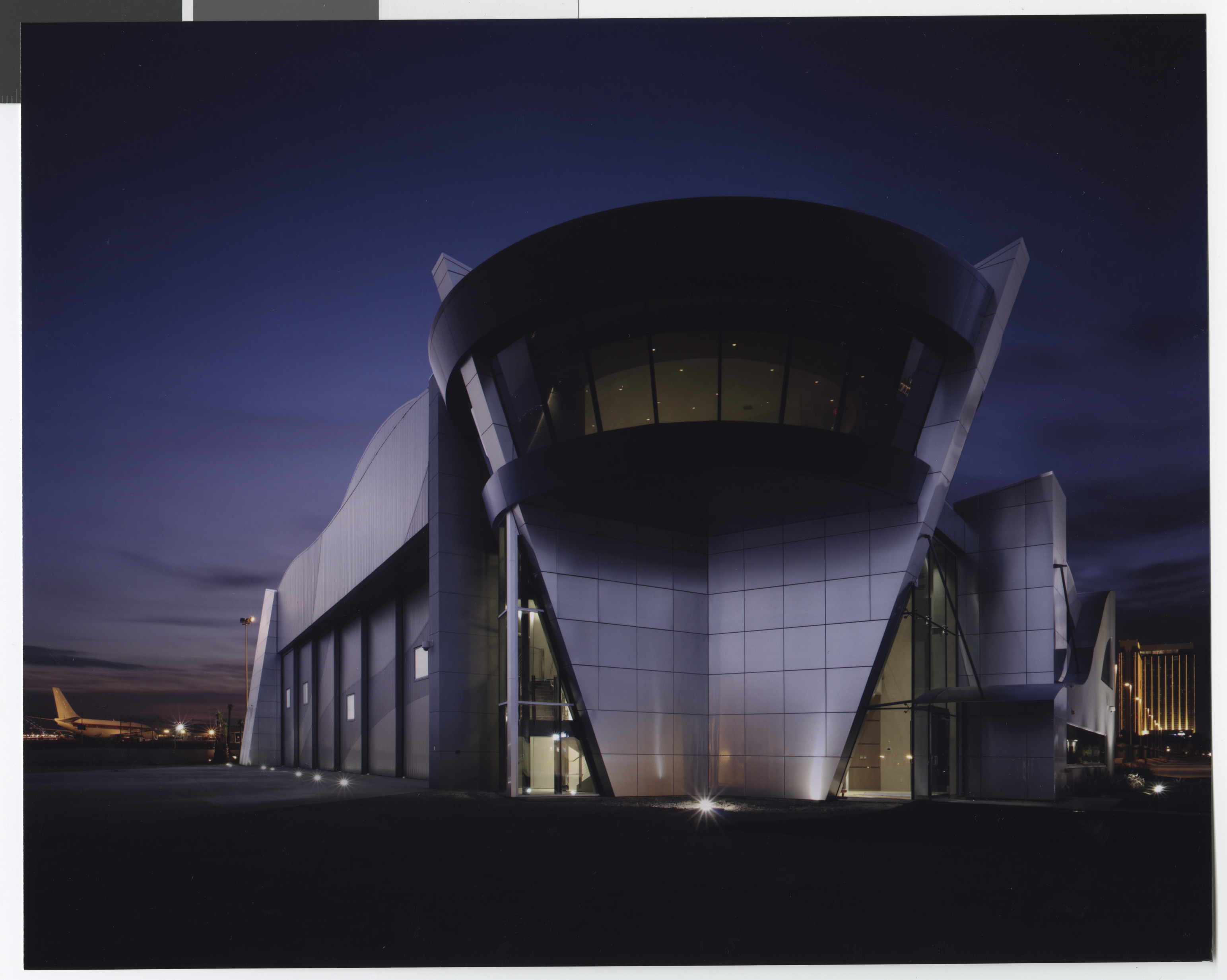Hangar Seven, image 4