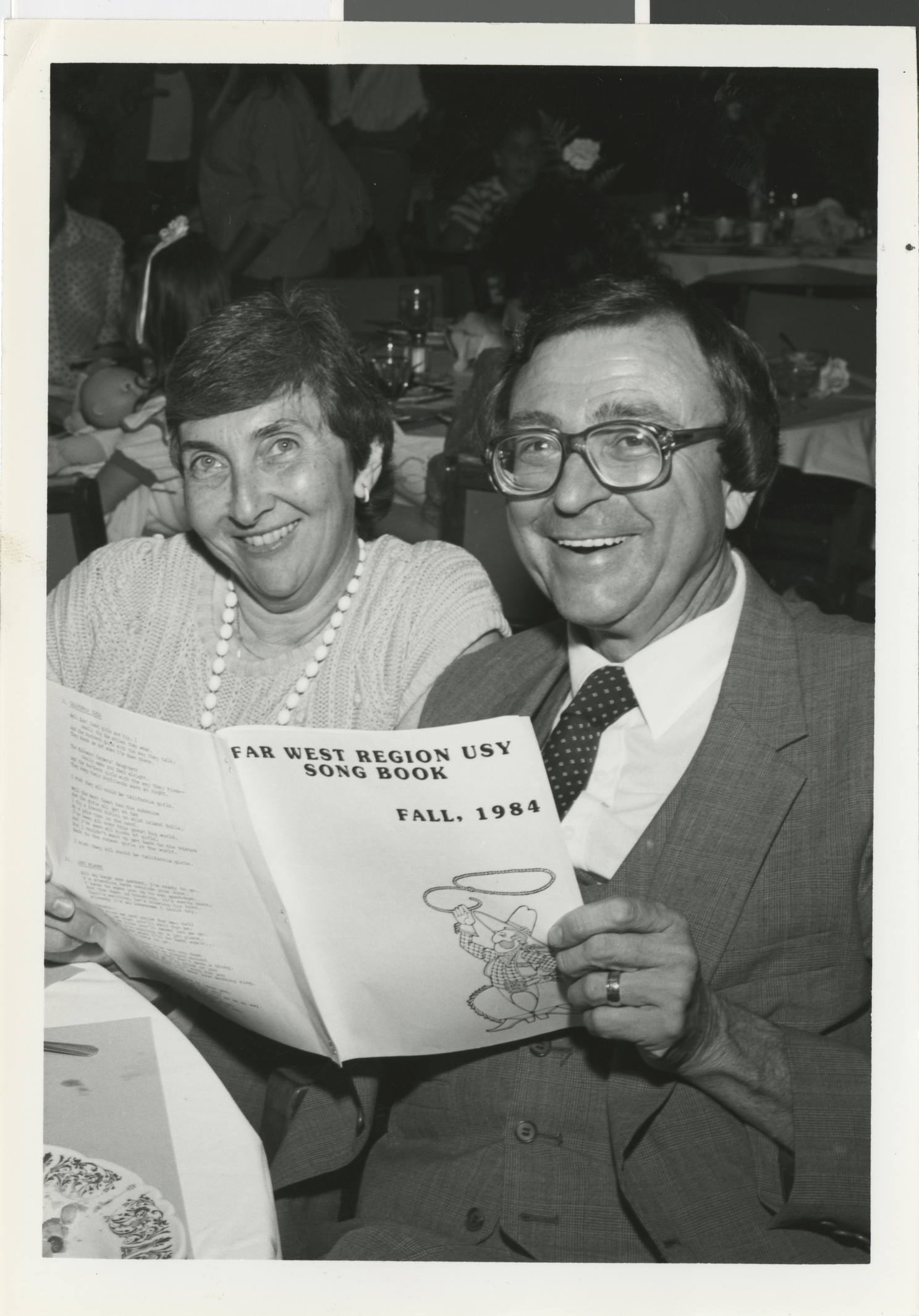 Photograph of Rabbi Louis Lederman and Anita Lederman, 1984