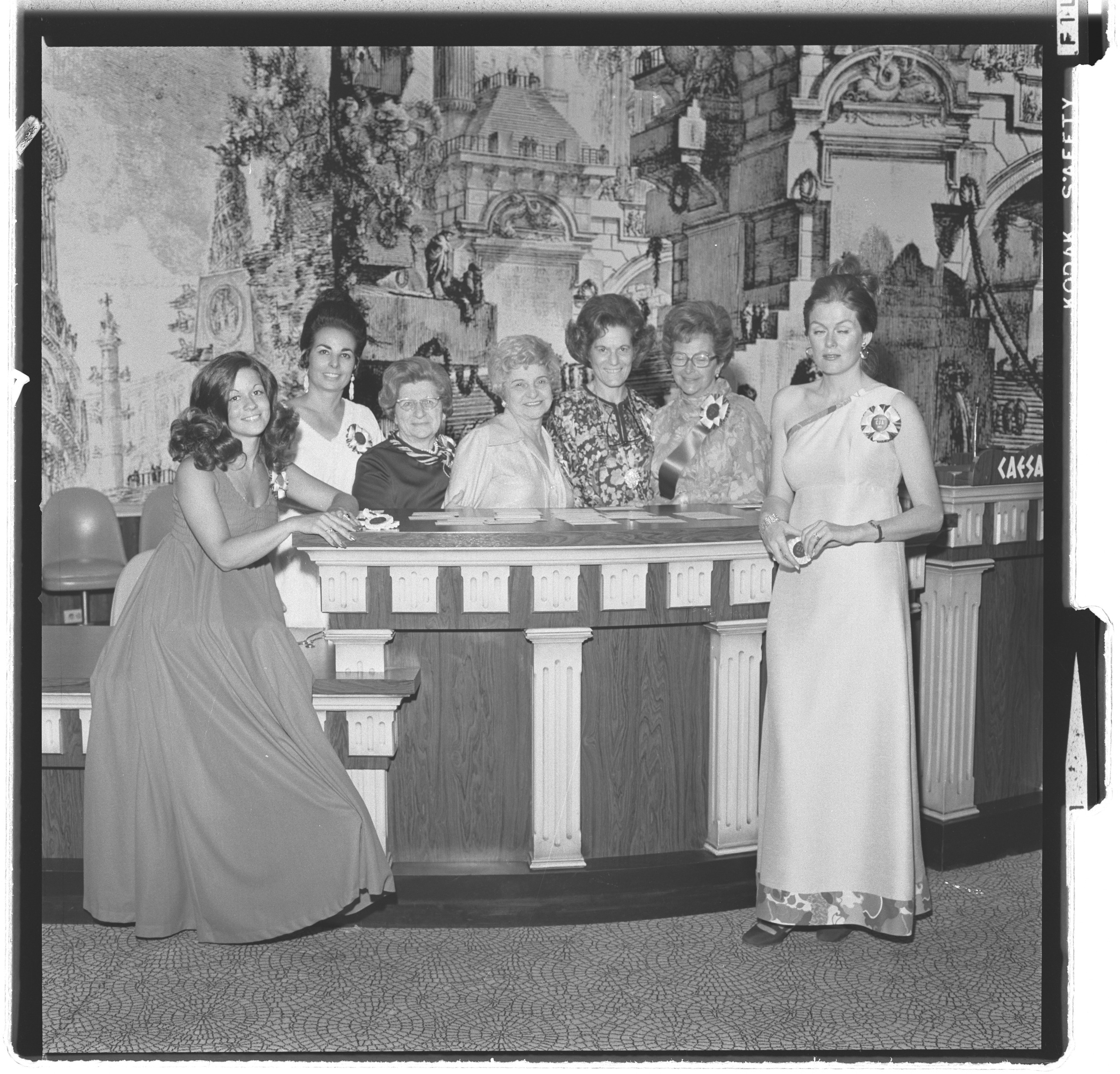 Photographs of Combined Jewish Appeal (Cocktail Party at Caesars Palace, Red Skelton), image 15