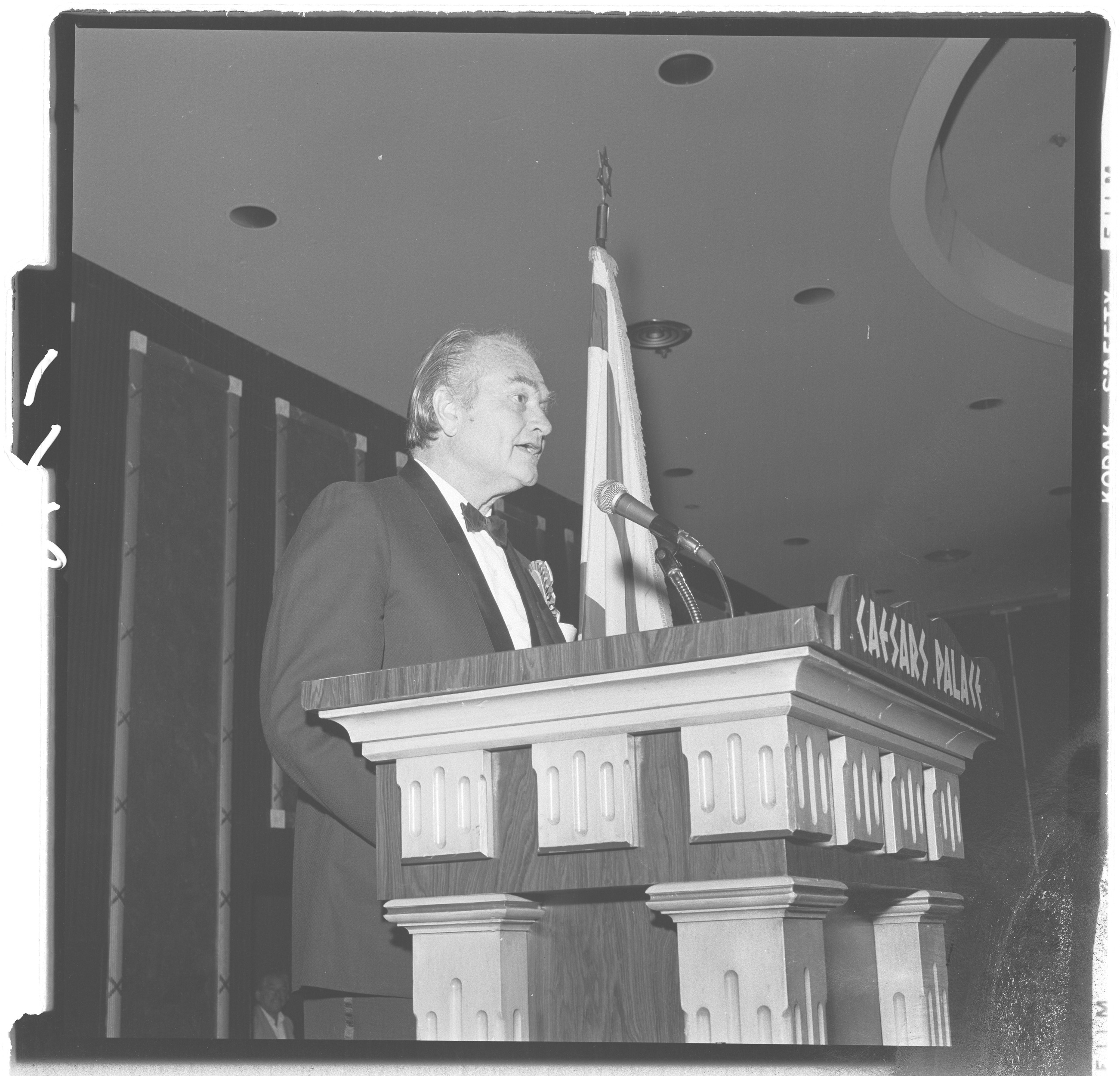 Photographs of Combined Jewish Appeal (Cocktail Party at Caesars Palace, Red Skelton), image 22