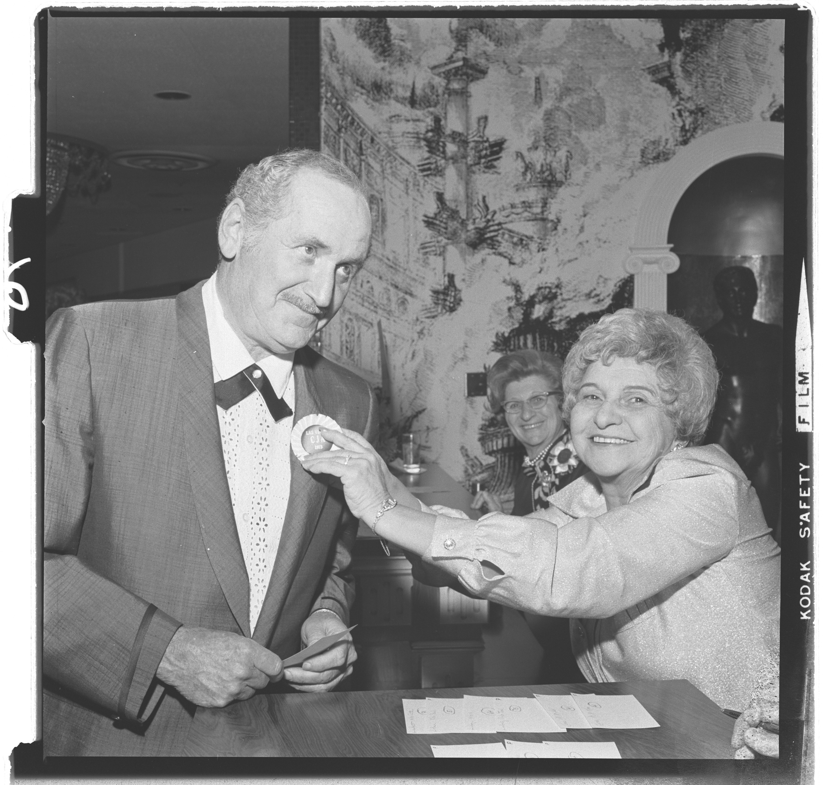 Photographs of Combined Jewish Appeal (Cocktail Party at Caesars Palace, Red Skelton), image 26