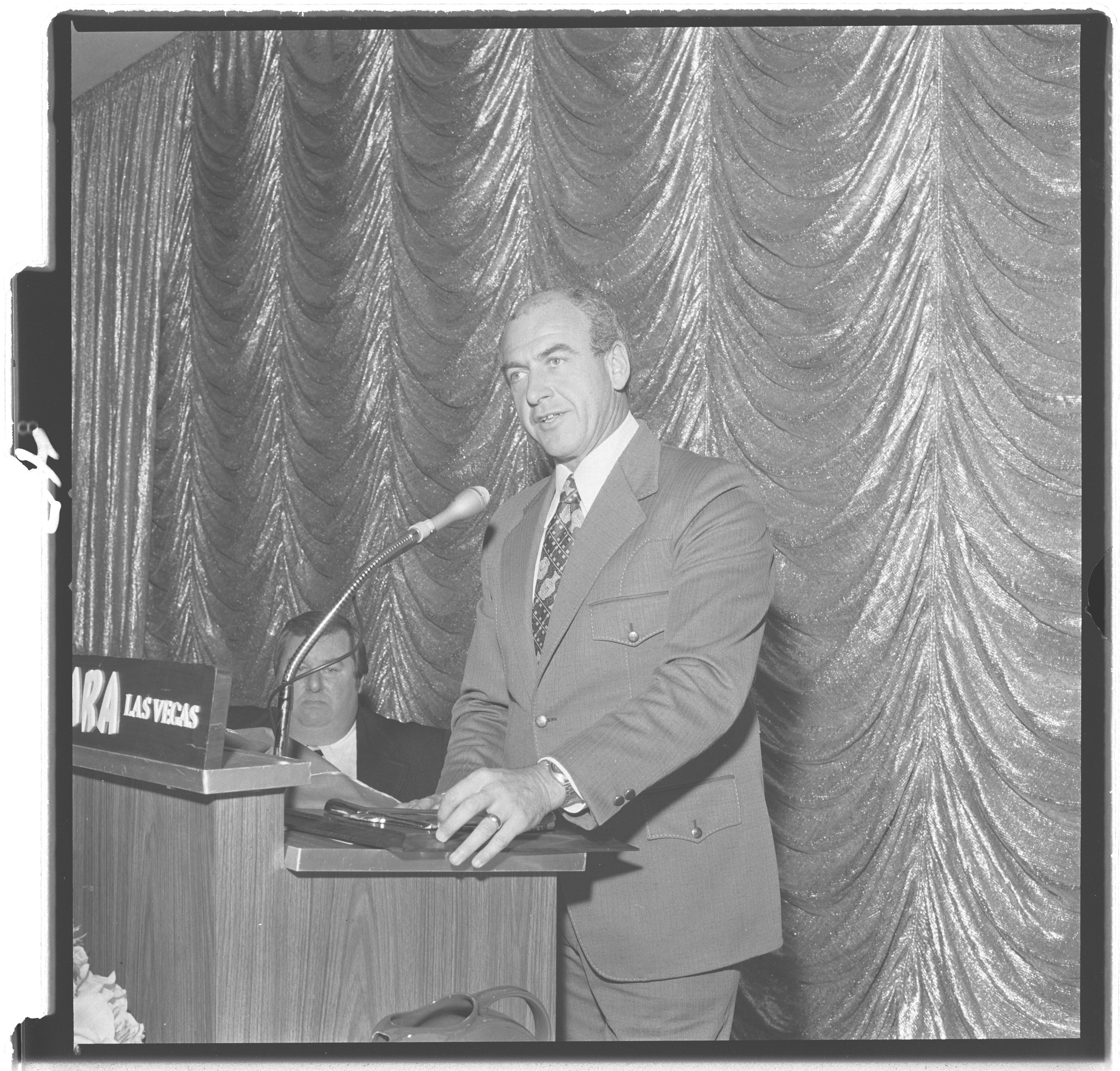 Photographs of B'nai B'rith(Man of the Year) Mike O'Callaghan - Gov. of Nevada with wife Carolyn, image 08