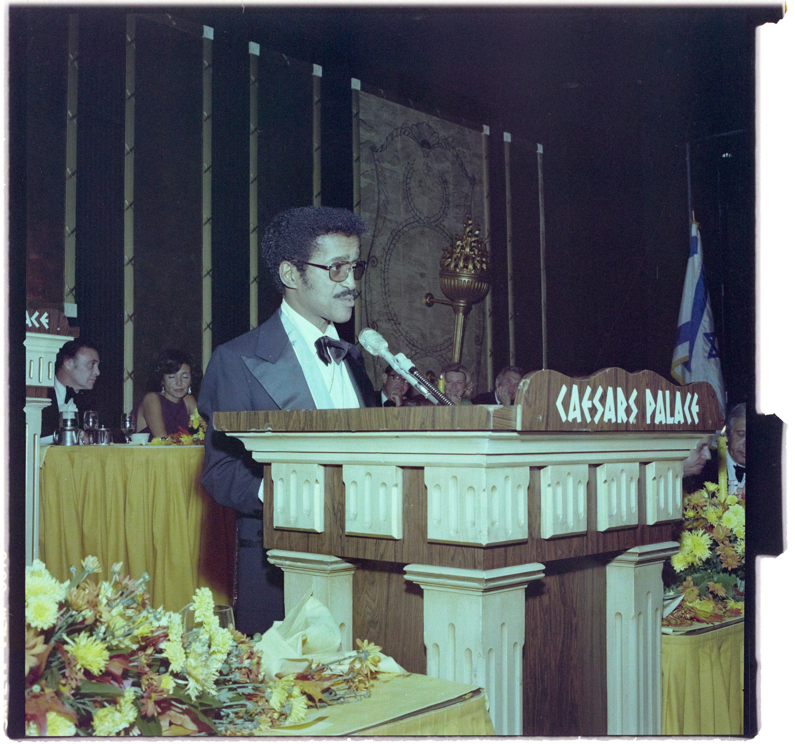 Photographs of Combined Jewish Appeal (Israel Bonds Dinner), image 01