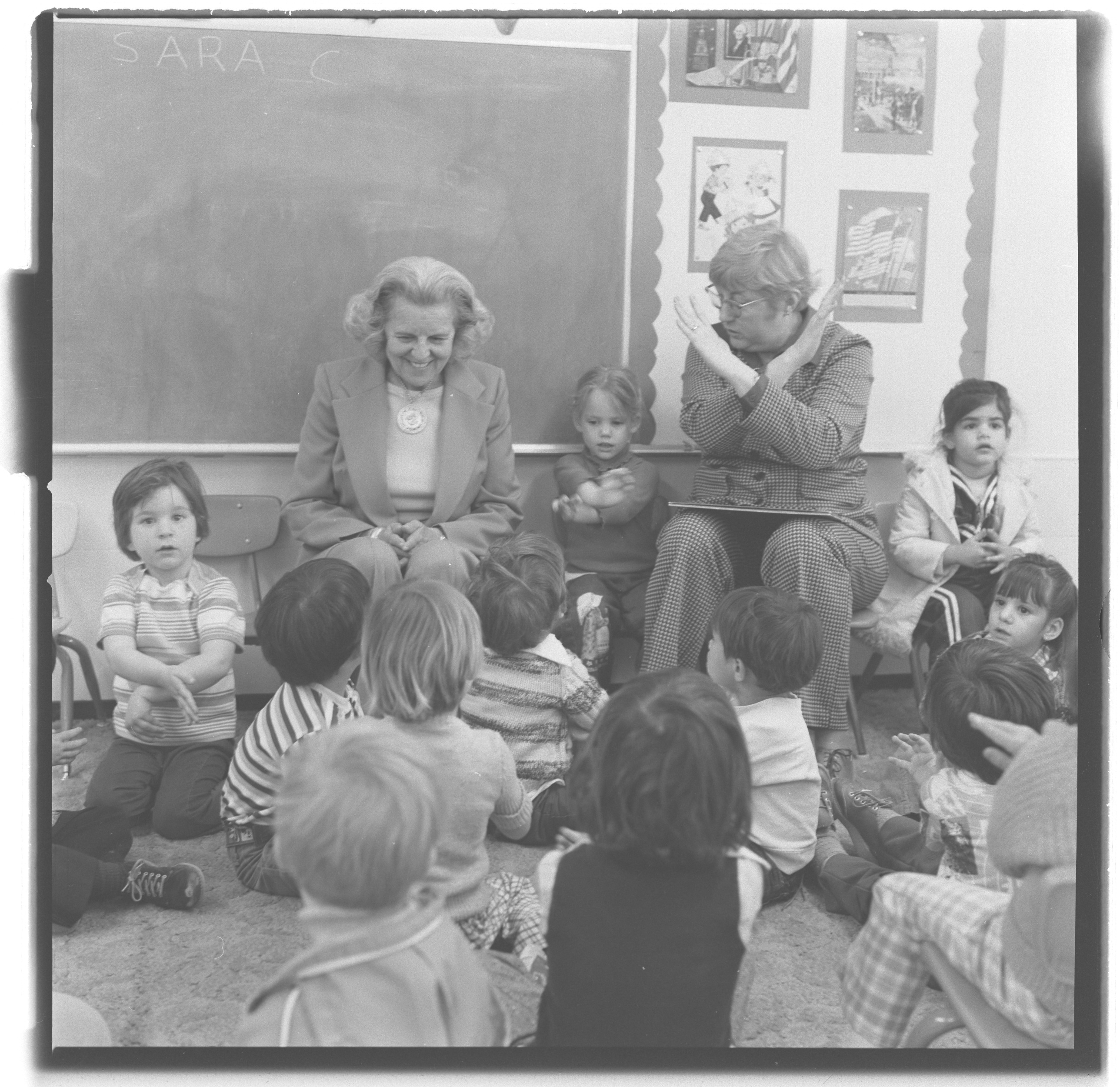 Photographs of Temple Beth Sholom pre-school children, image 01