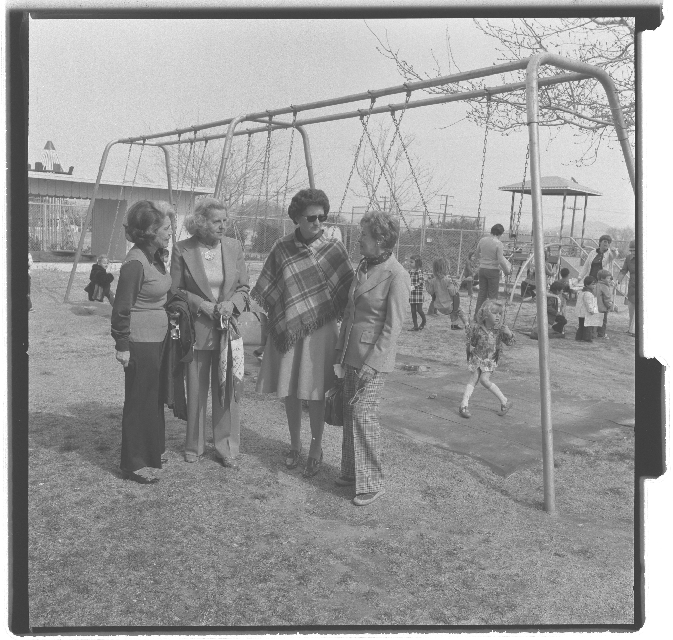 Photographs of Temple Beth Sholom pre-school children, image 04