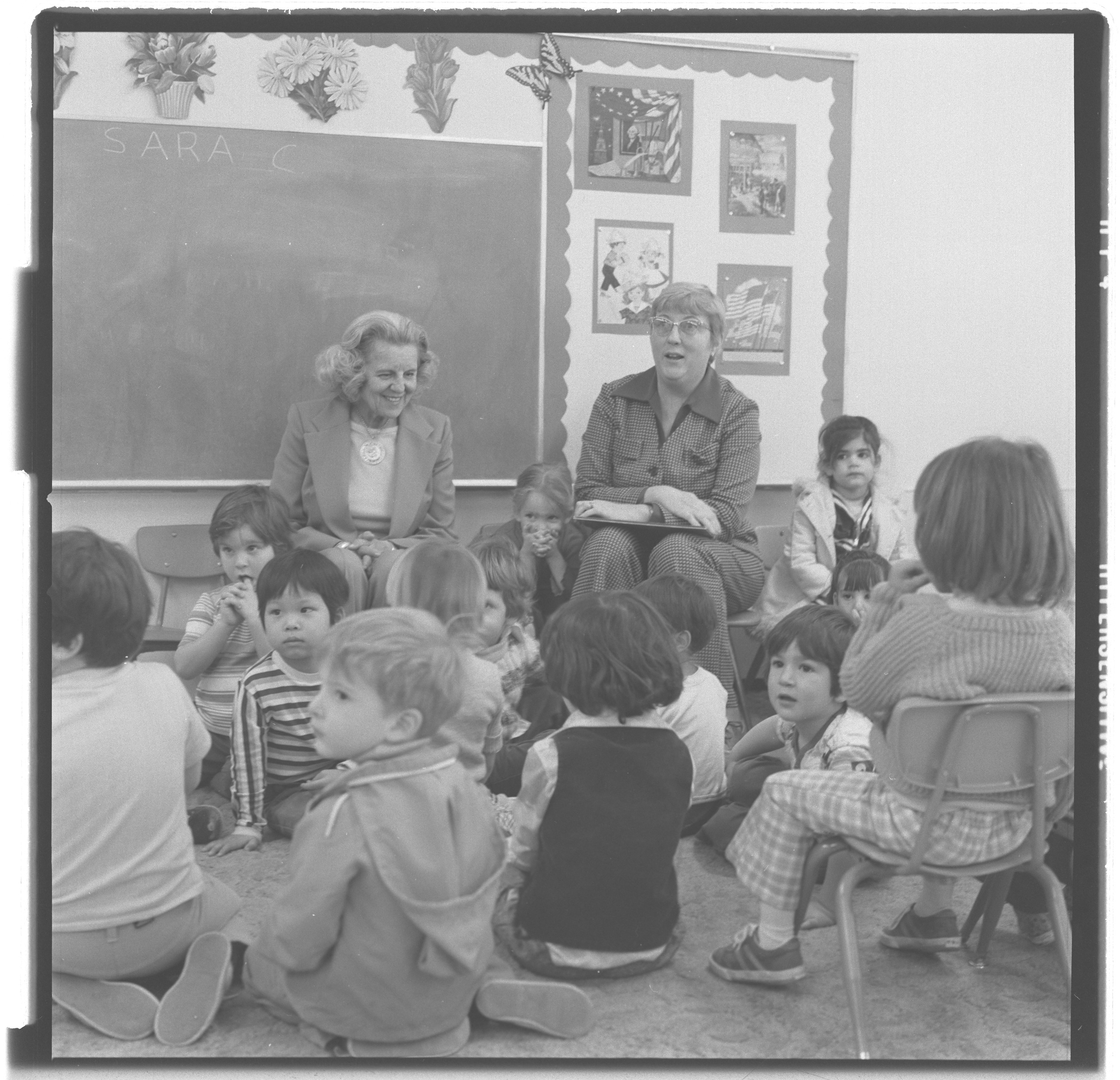 Photographs of Temple Beth Sholom pre-school children, image 05