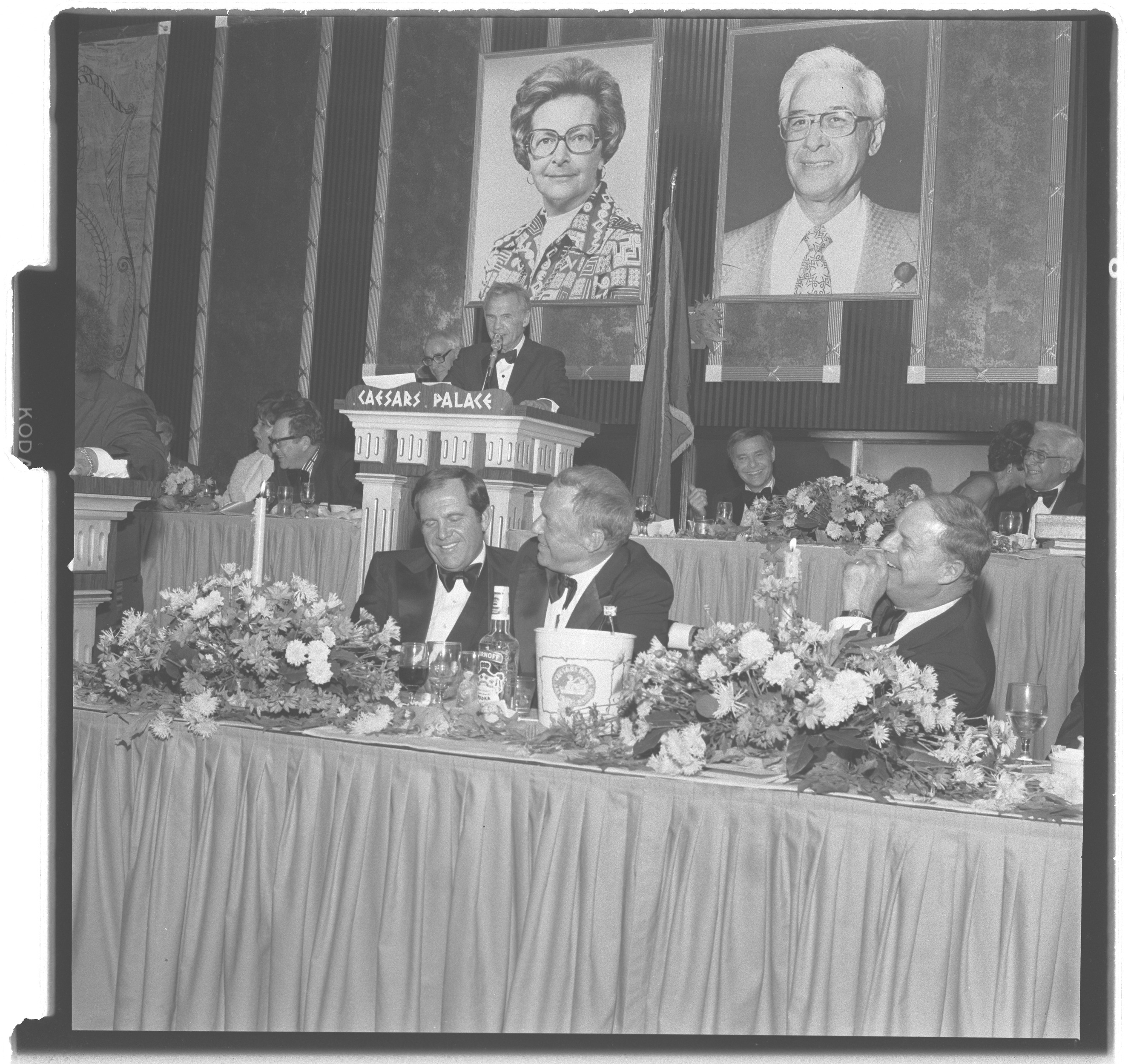 Photographs of the Combined Jewish Appeal Bonds of Israel (Honoring Jean and Billy weinberger), image 09