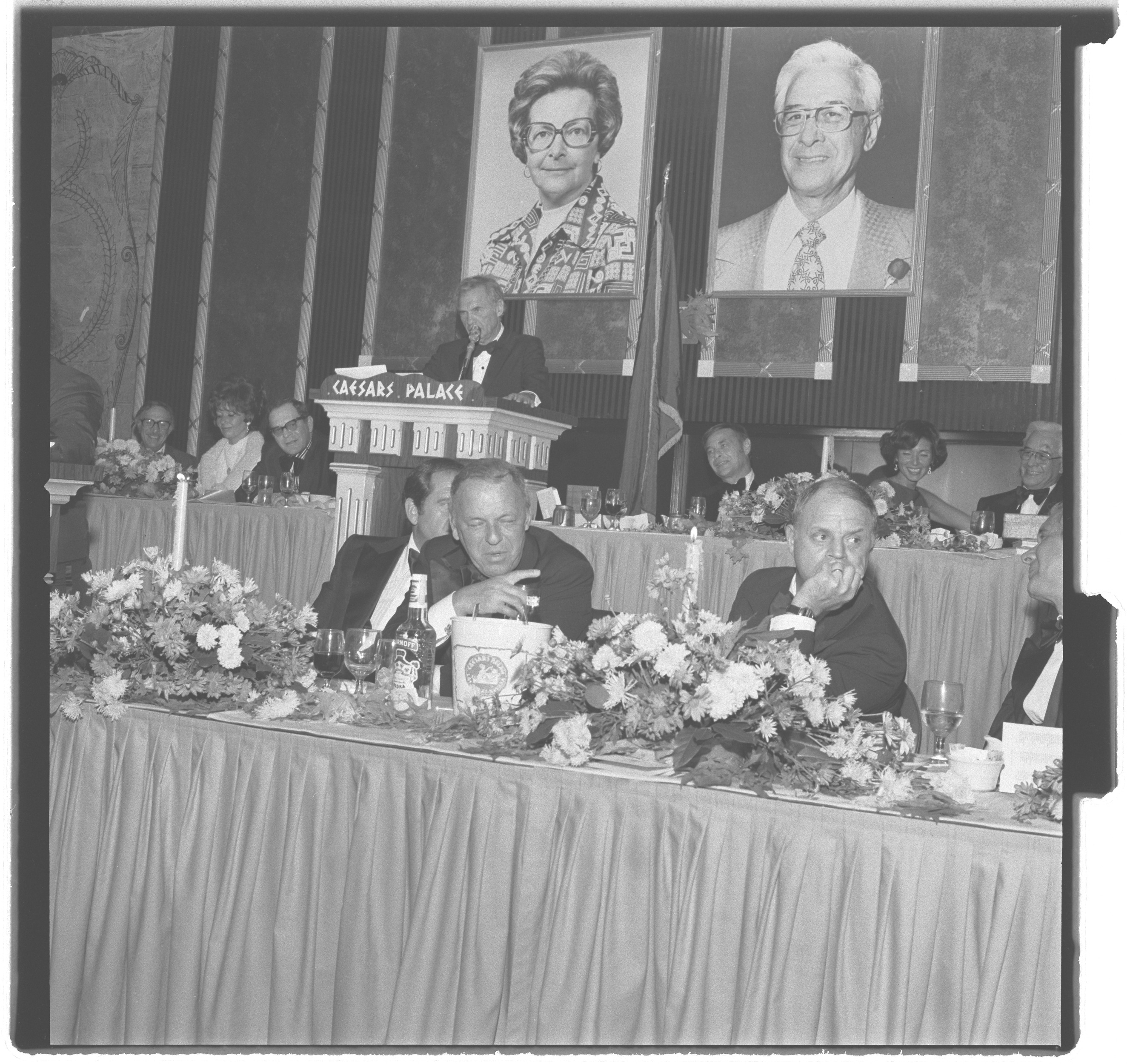 Photographs of the Combined Jewish Appeal Bonds of Israel (Honoring Jean and Billy weinberger), image 10