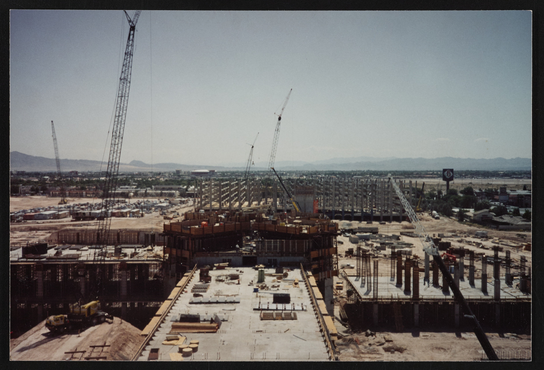 MGM construction party, image 33