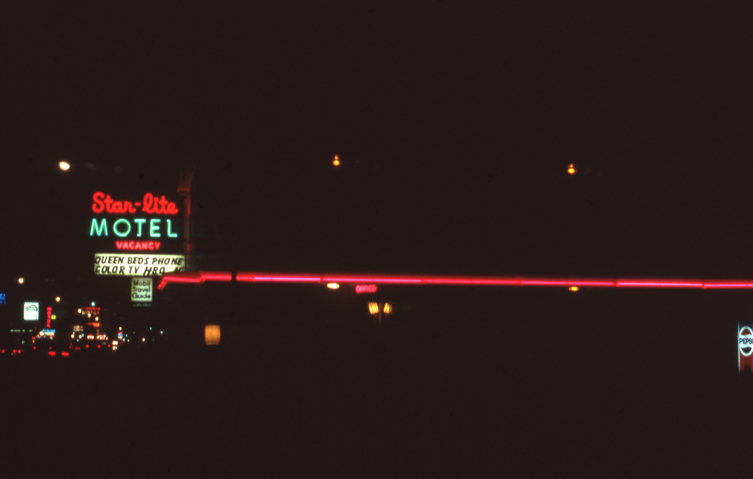 Star-Lite Motel pylon sign, Elko, Nevada: photographic print