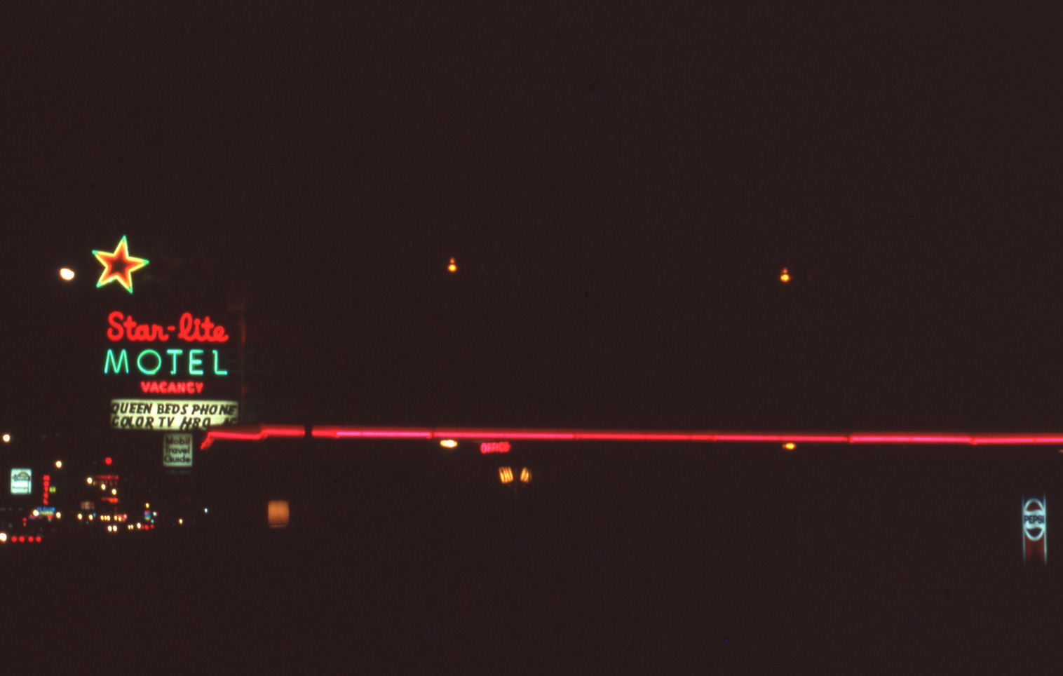 Star-Lite Motel pylon sign, Elko, Nevada: photographic print