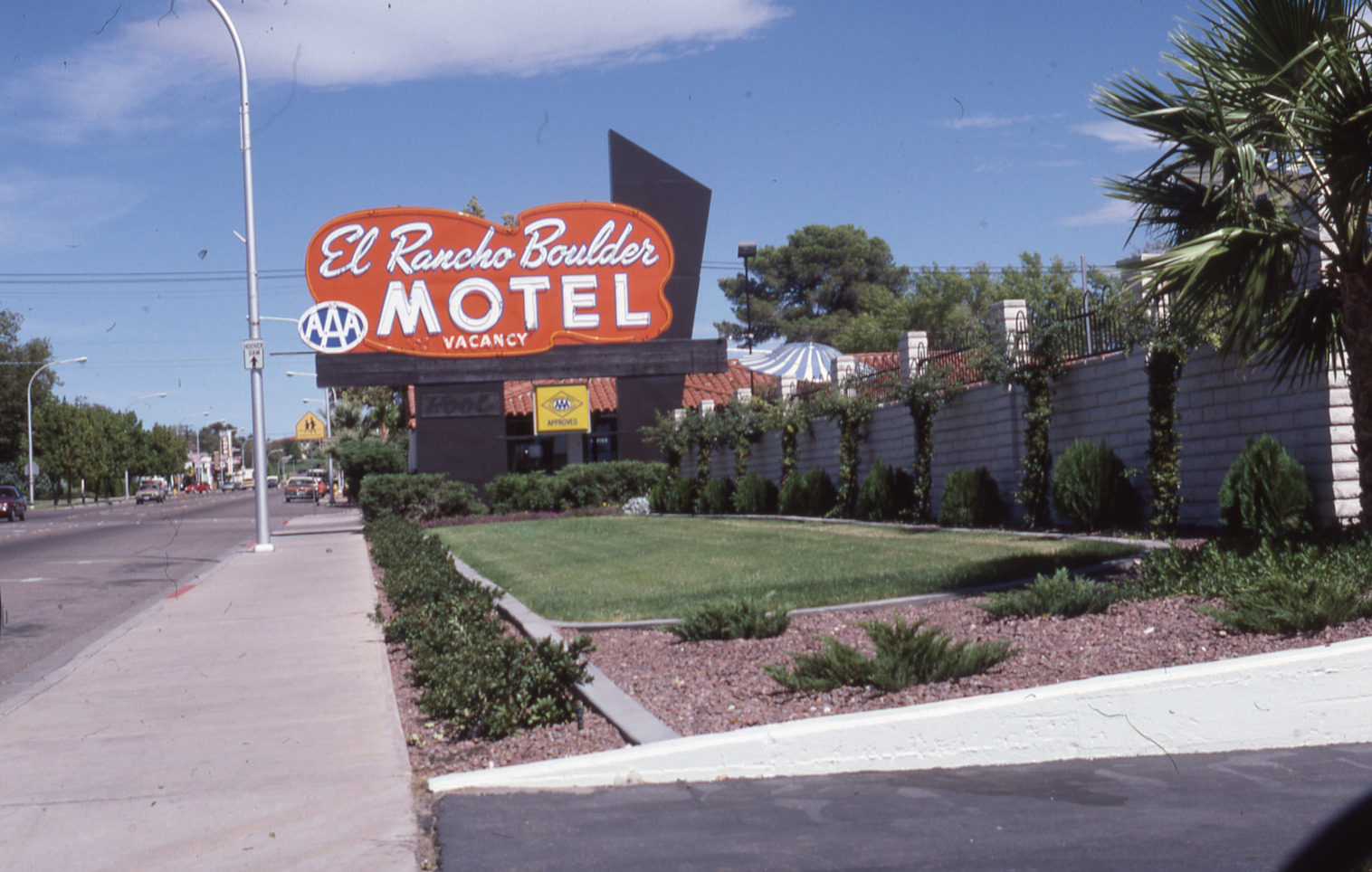 El Rancho Boulder Motel dual mounted pylon sign, Boulder City, Nevada: photographic print